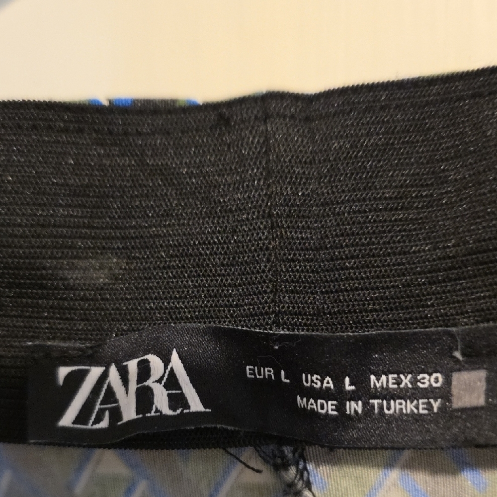 Zara Geometric Pattern Pants - Picture 2 of 4